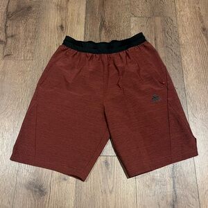 Adidas Men's Dark Red Lightweight Athletic Shorts Size Small